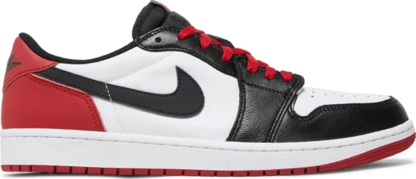 AIR JORDAN 1 RETRO LOW BLACK TOE