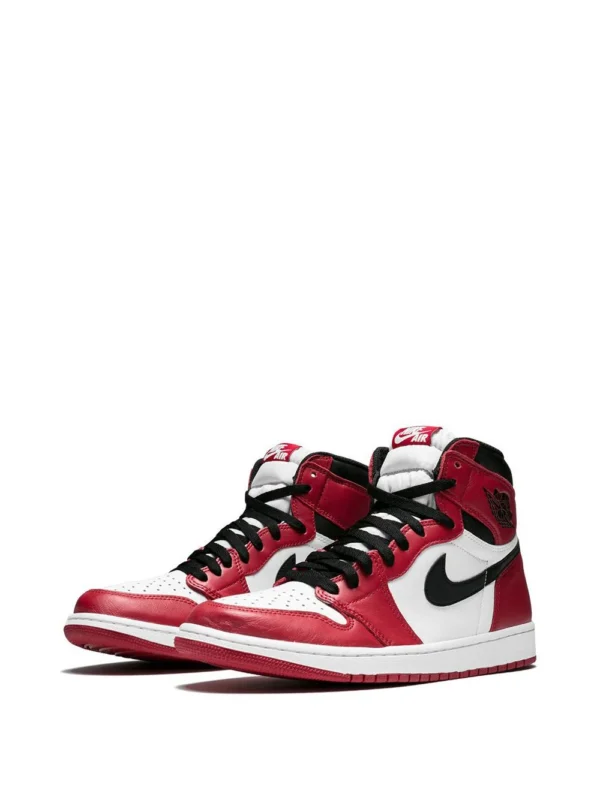 Air Jordan 1 Retro High OG "Chicago" - Image 3